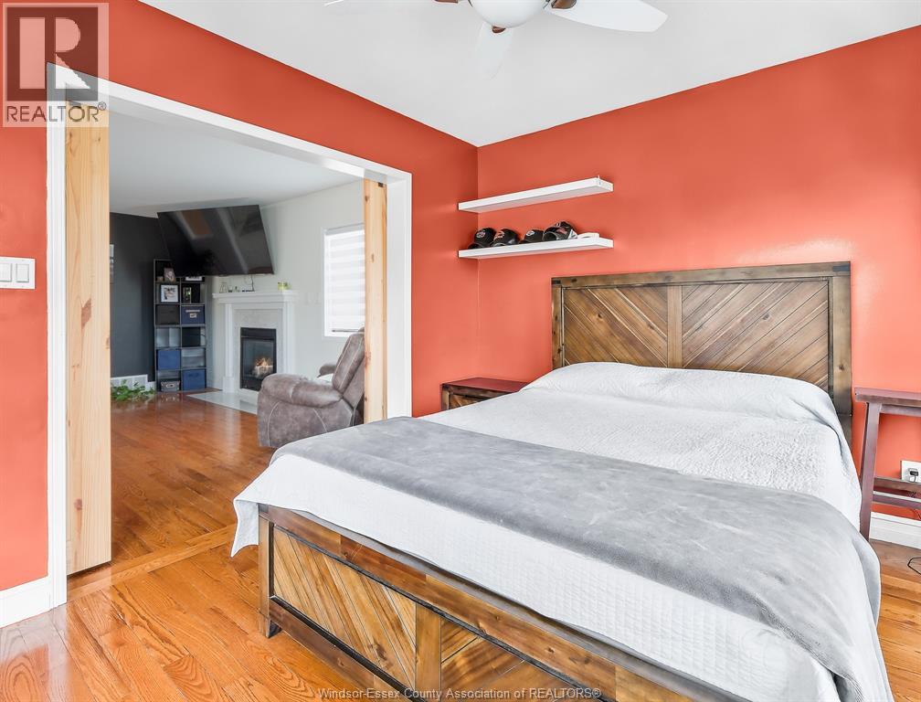 Photo 6 of 159 East Puce Road, Lakeshore ON