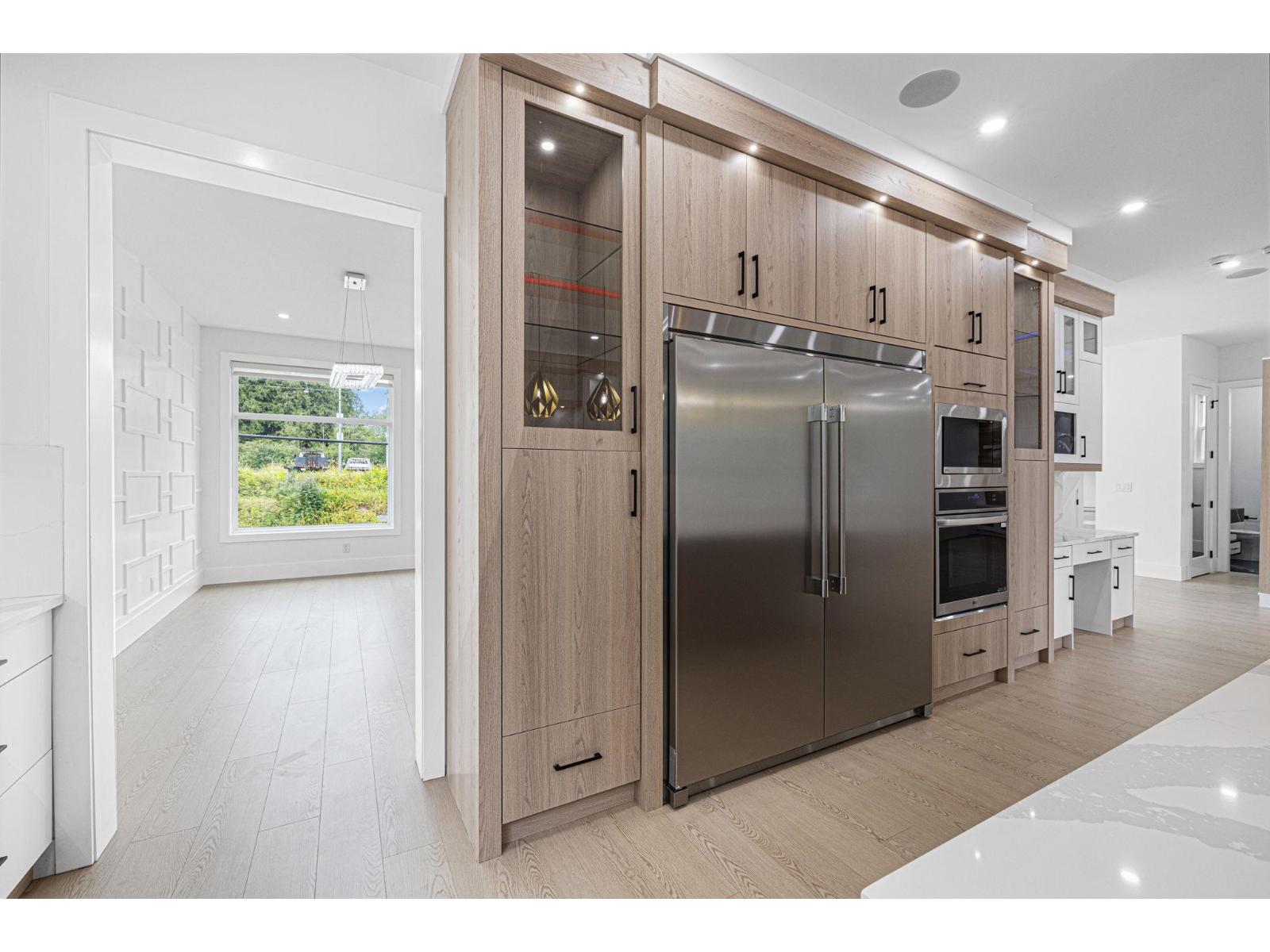 Photo 15 of 16028 103 Avenue, Surrey BC