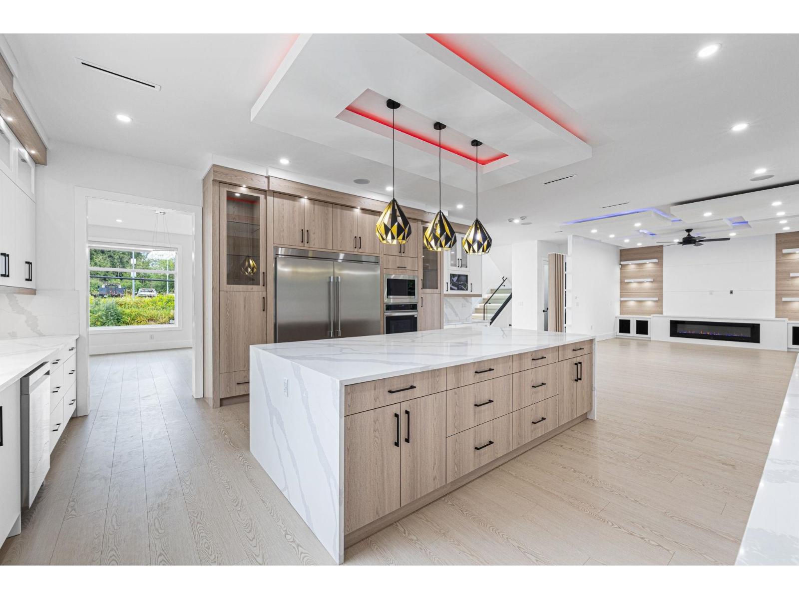 Photo 17 of 16028 103 Avenue, Surrey BC