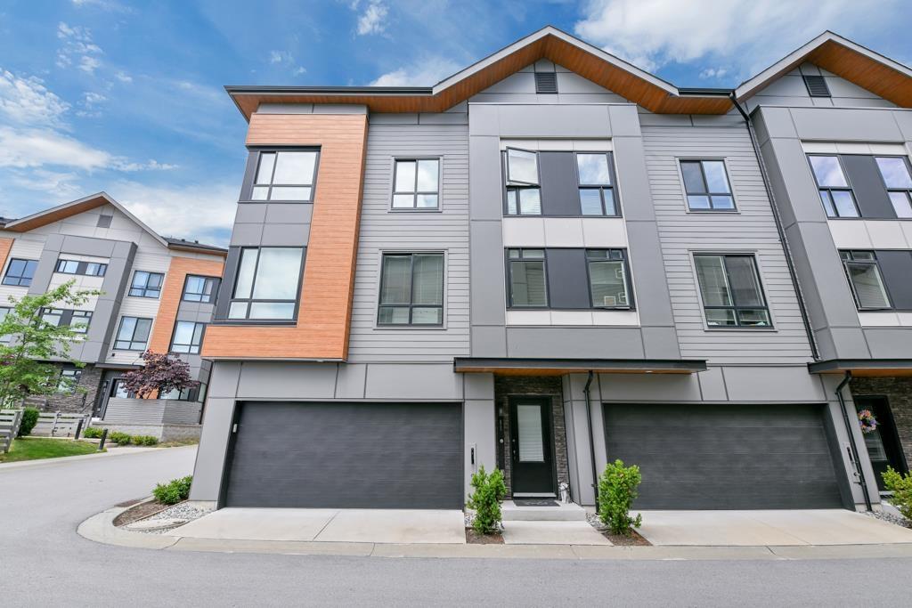 Photo 10 of 11 15151 Edmund Drive, Surrey BC