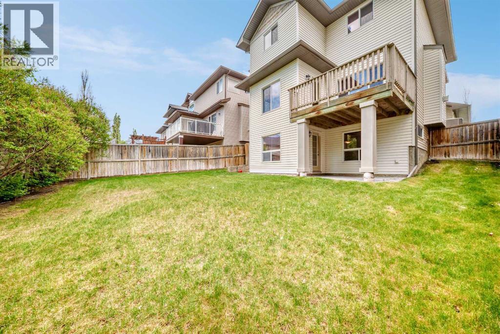 512 Cresthaven Place SW, Calgary, Alberta