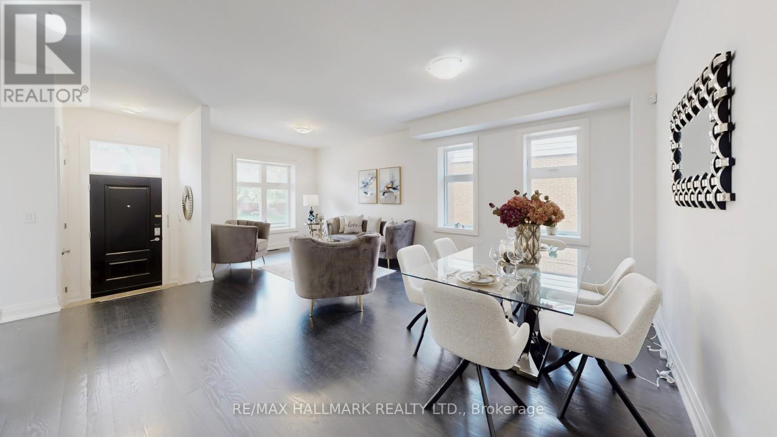 Photo 7 of 59 Craigmore Crescent, Toronto ON