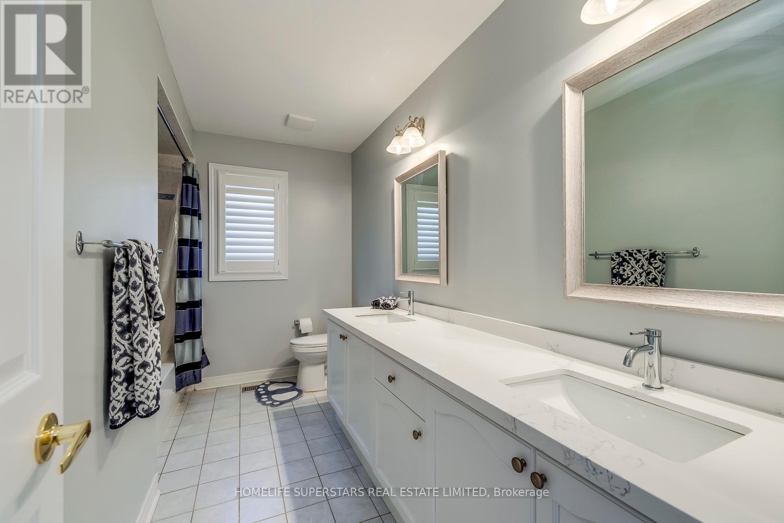 Photo 35 of 3465 Aquinas Avenue, Mississauga ON