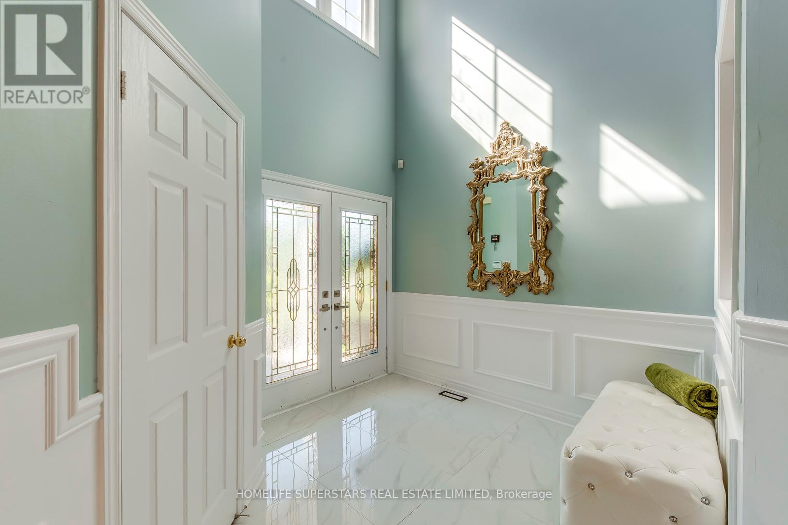 Photo 5 of 3465 Aquinas Avenue, Mississauga ON
