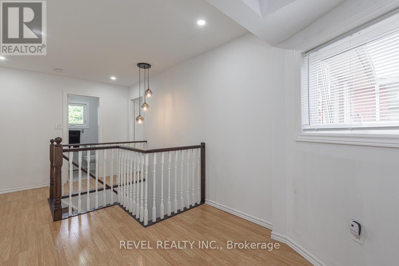 Photo 12 of 336 Lisa Marie Drive, Orangeville ON
