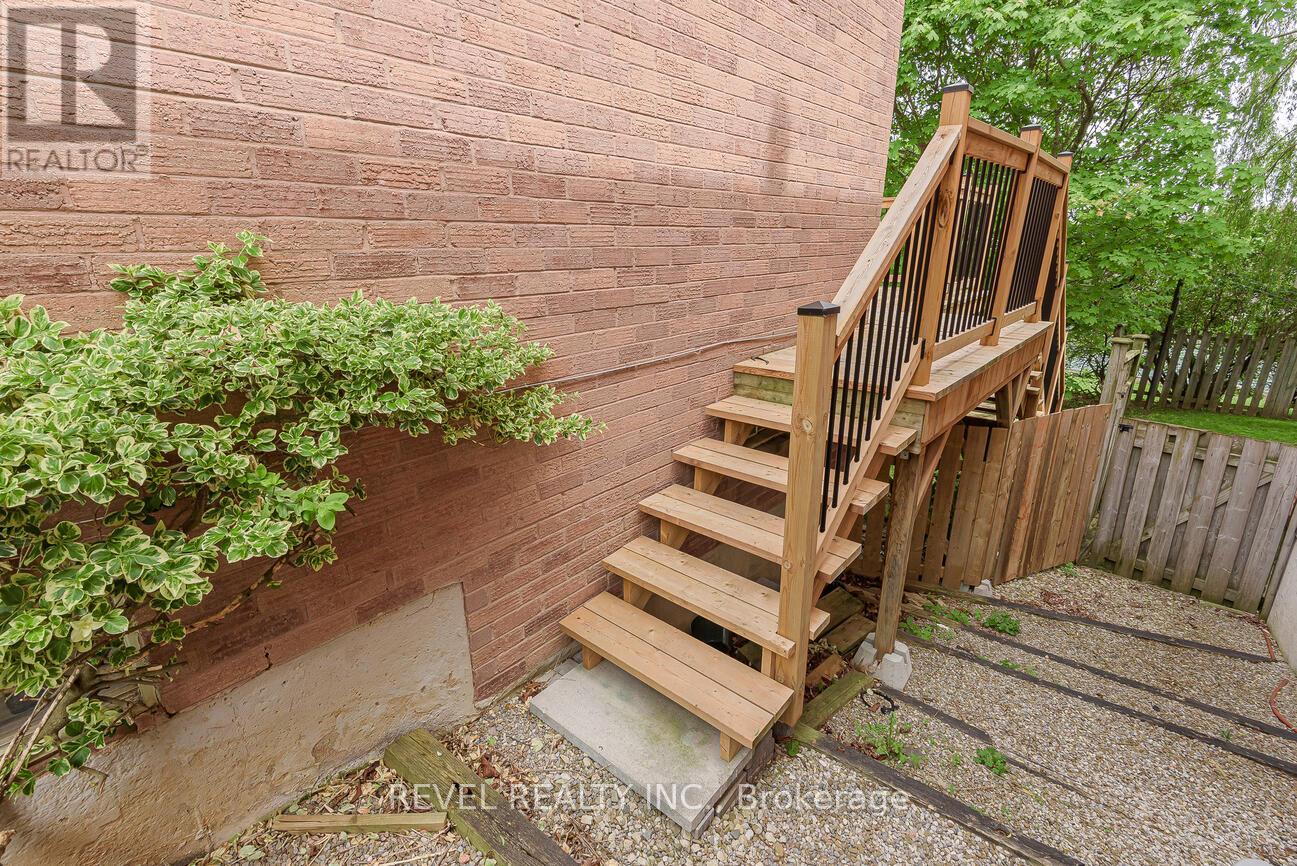 Photo 34 of 336 Lisa Marie Drive, Orangeville ON