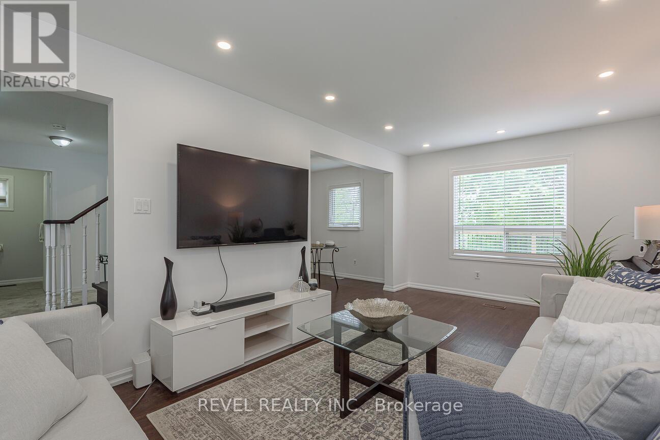 Photo 37 of 336 Lisa Marie Drive, Orangeville ON