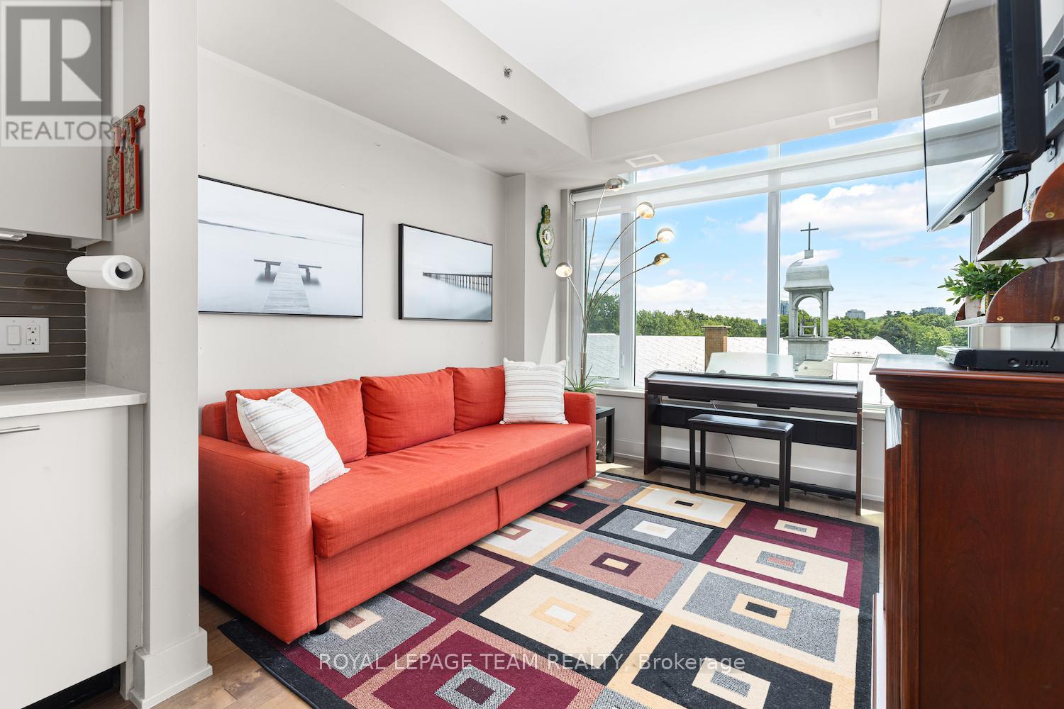 Photo 32 of 502 108 Richmond Road, Ottawa ON