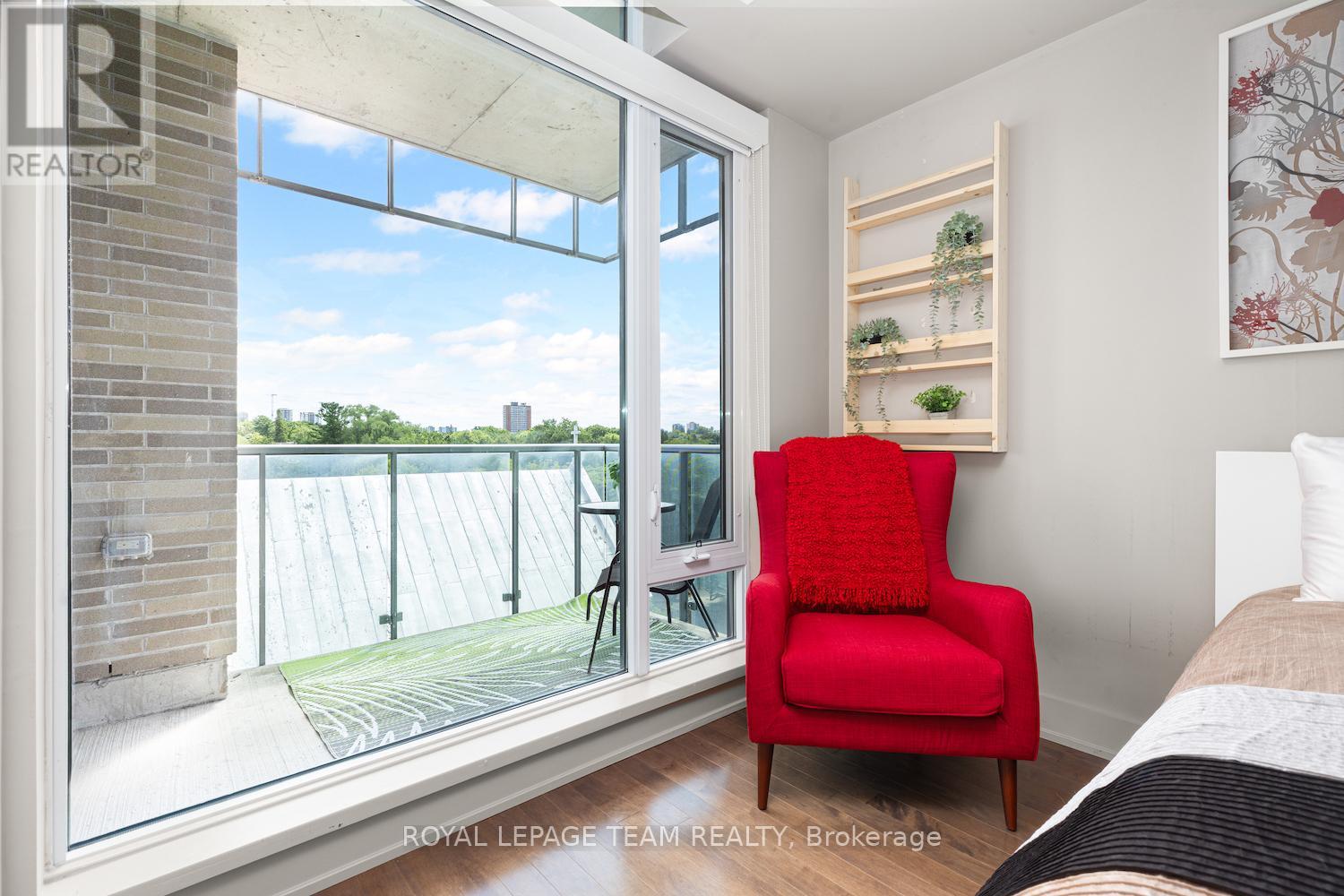 Photo 22 of 502 108 Richmond Road, Ottawa ON