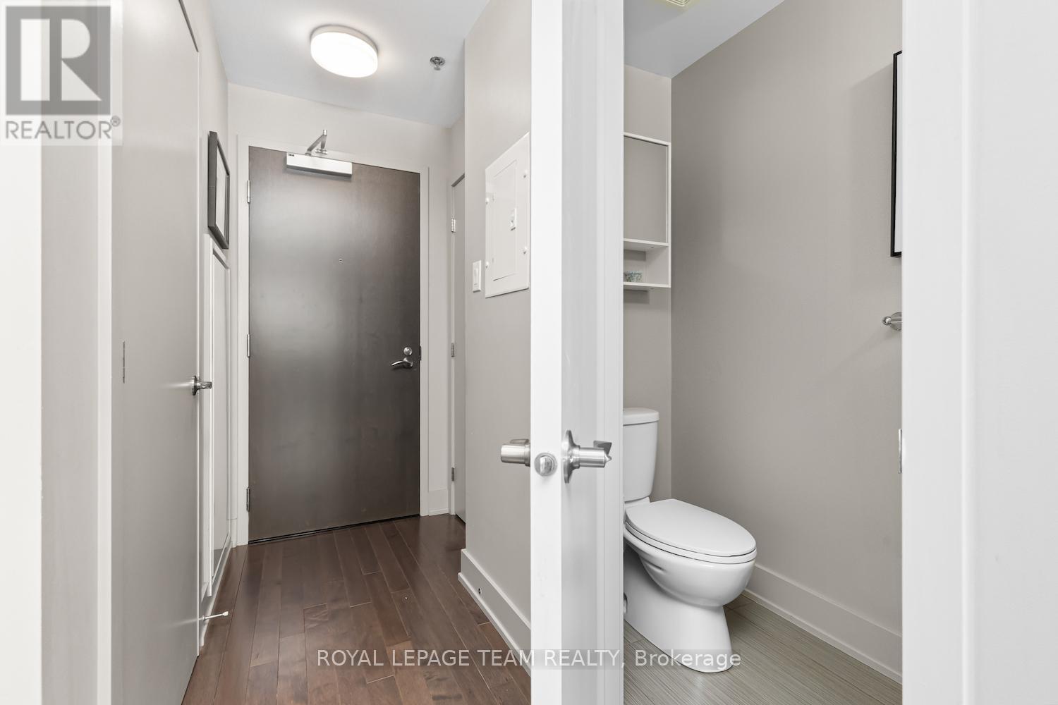 Photo 14 of 502 108 Richmond Road, Ottawa ON