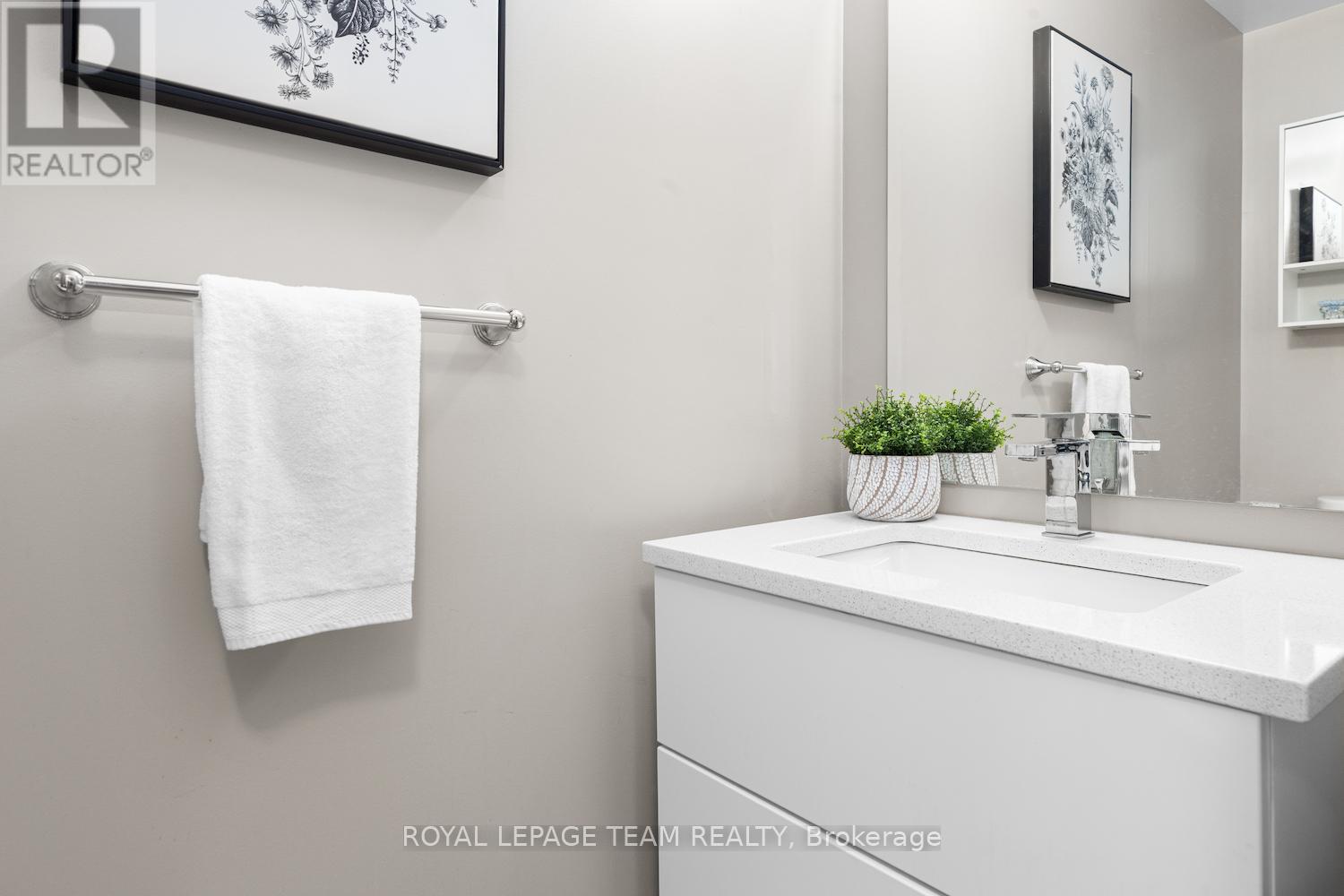 Photo 20 of 502 108 Richmond Road, Ottawa ON