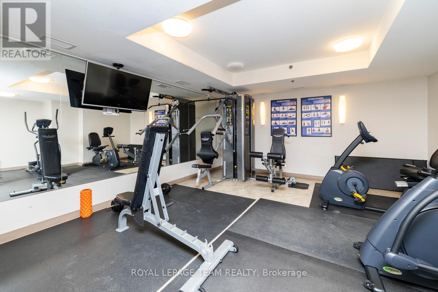 Photo 35 of 502 108 Richmond Road, Ottawa ON