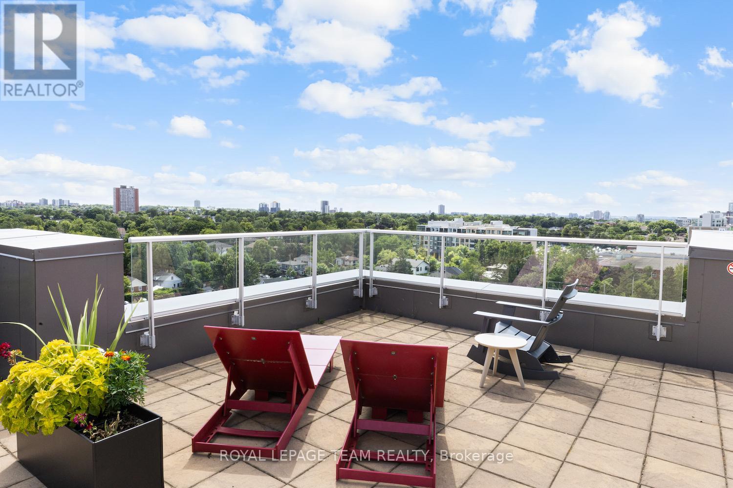 Photo 23 of 502 108 Richmond Road, Ottawa ON