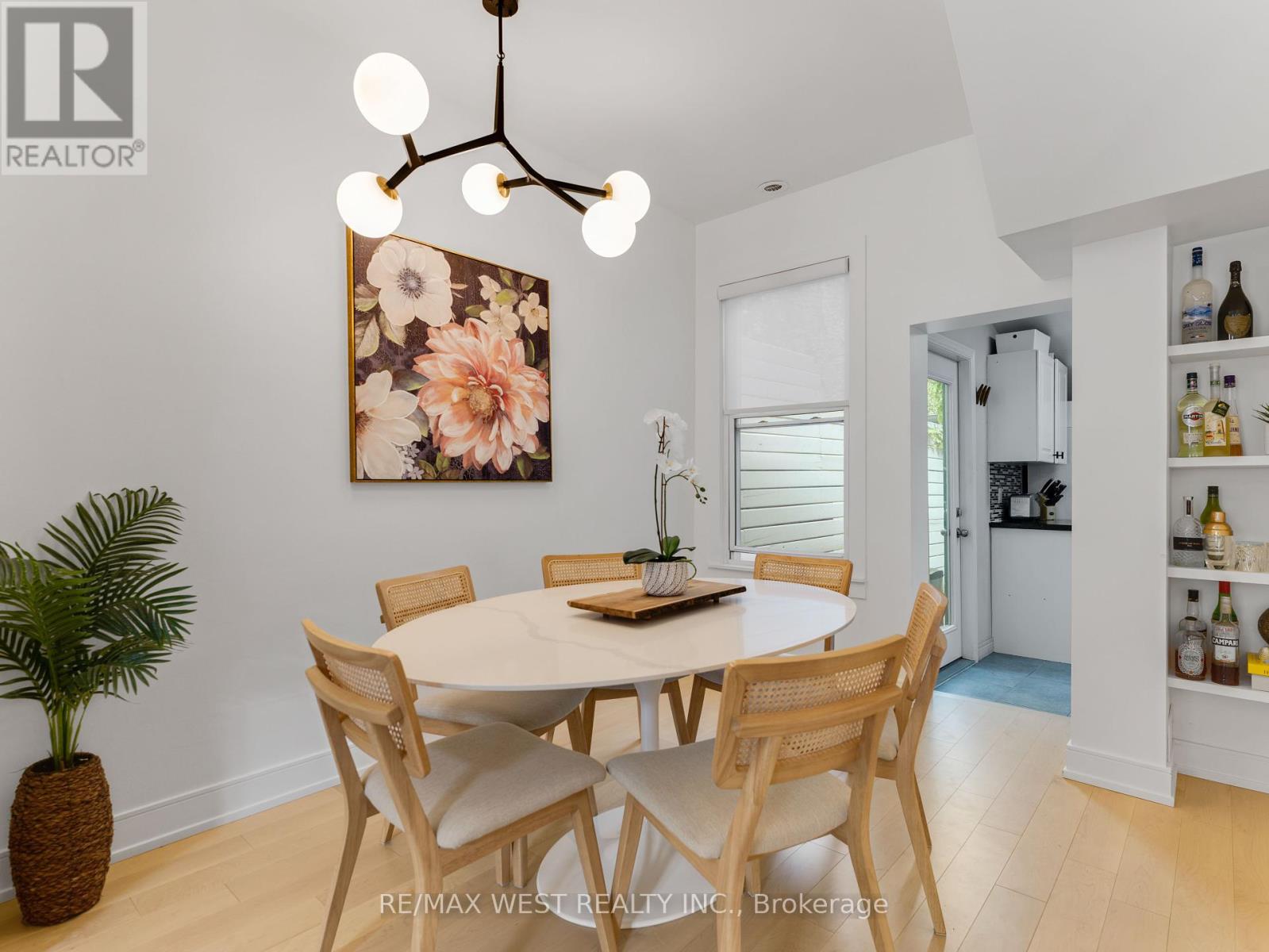 Photo 32 of 553 King Street E, Toronto ON
