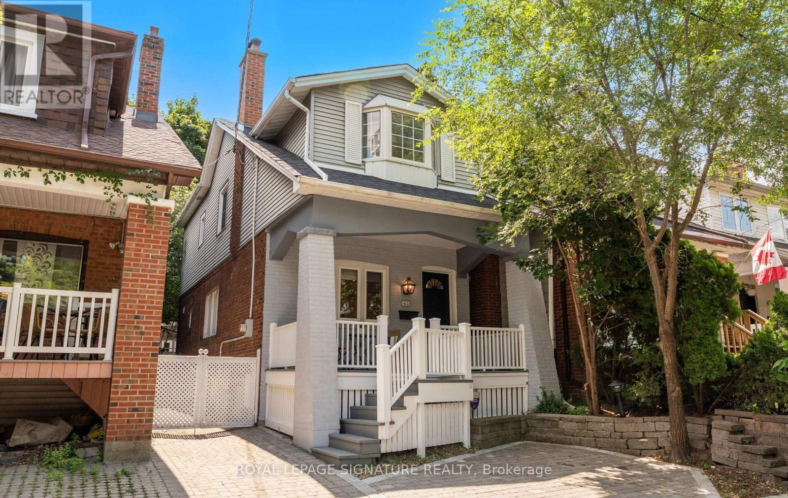 Photo 1 of 45 Hillsdale Avenue W, Toronto ON
