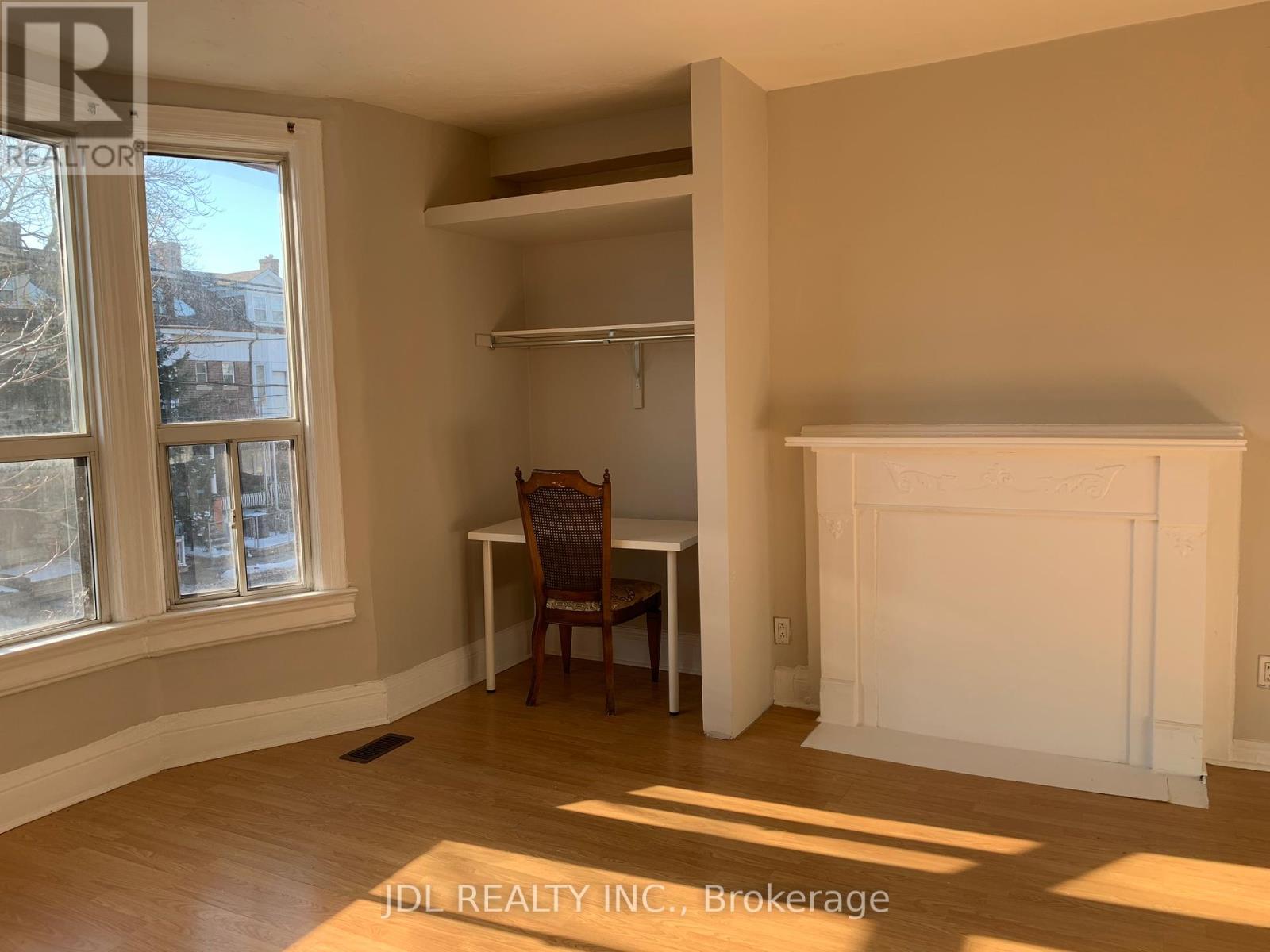 Photo 6 of Second And Third Floor 593 Bathurst Street, Toronto ON