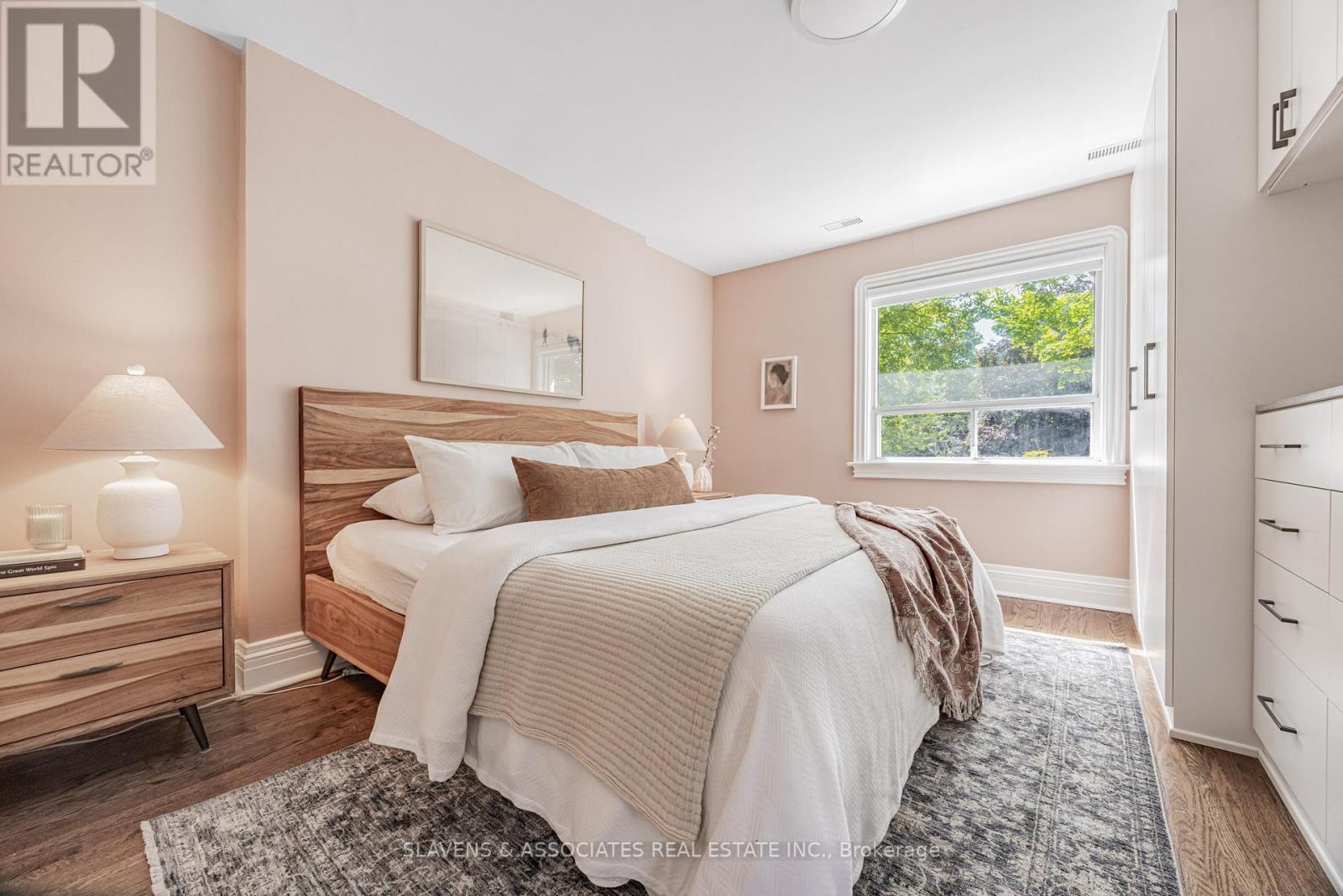 Photo 13 of 118 Whitmore Avenue, Toronto ON