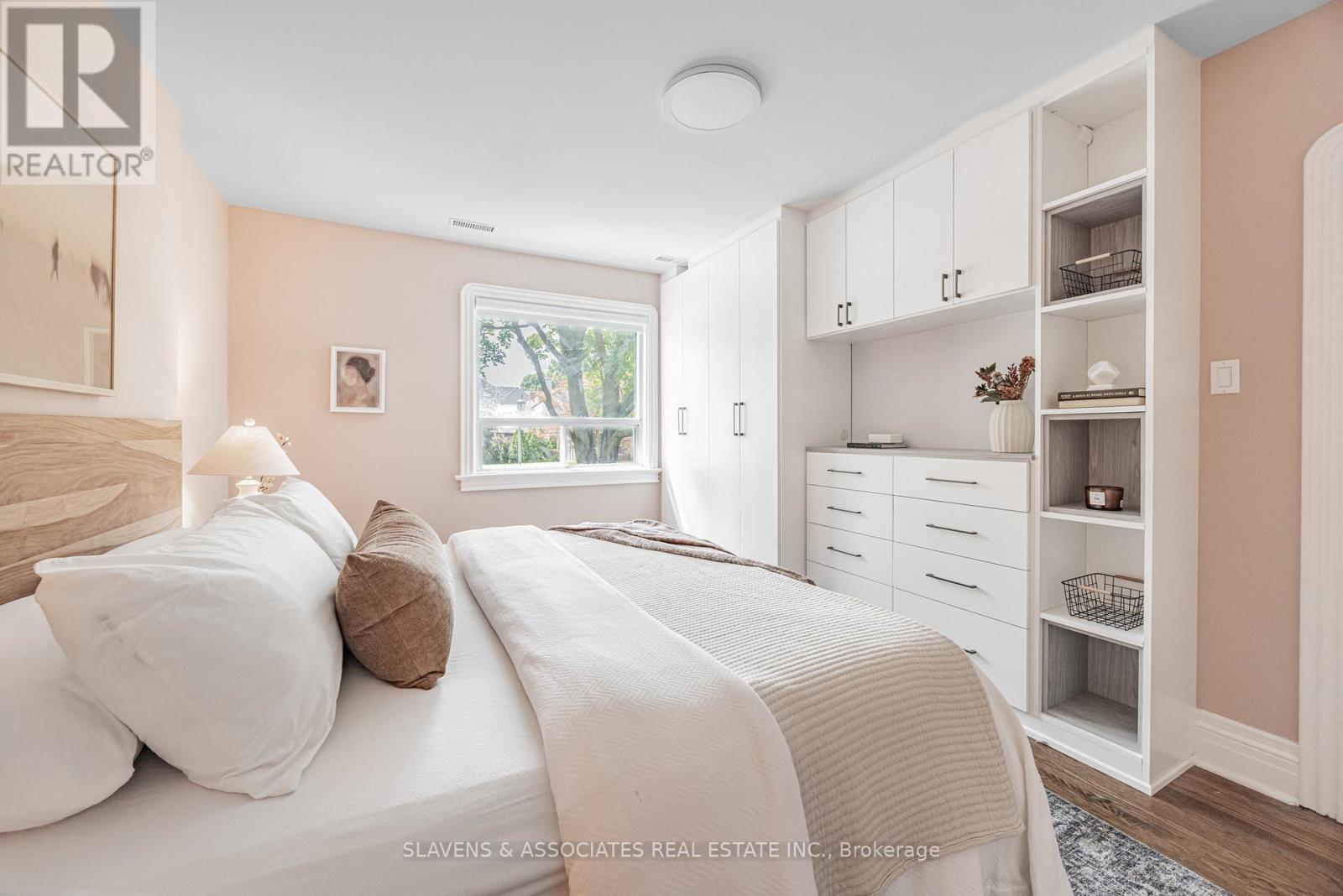 Photo 14 of 118 Whitmore Avenue, Toronto ON