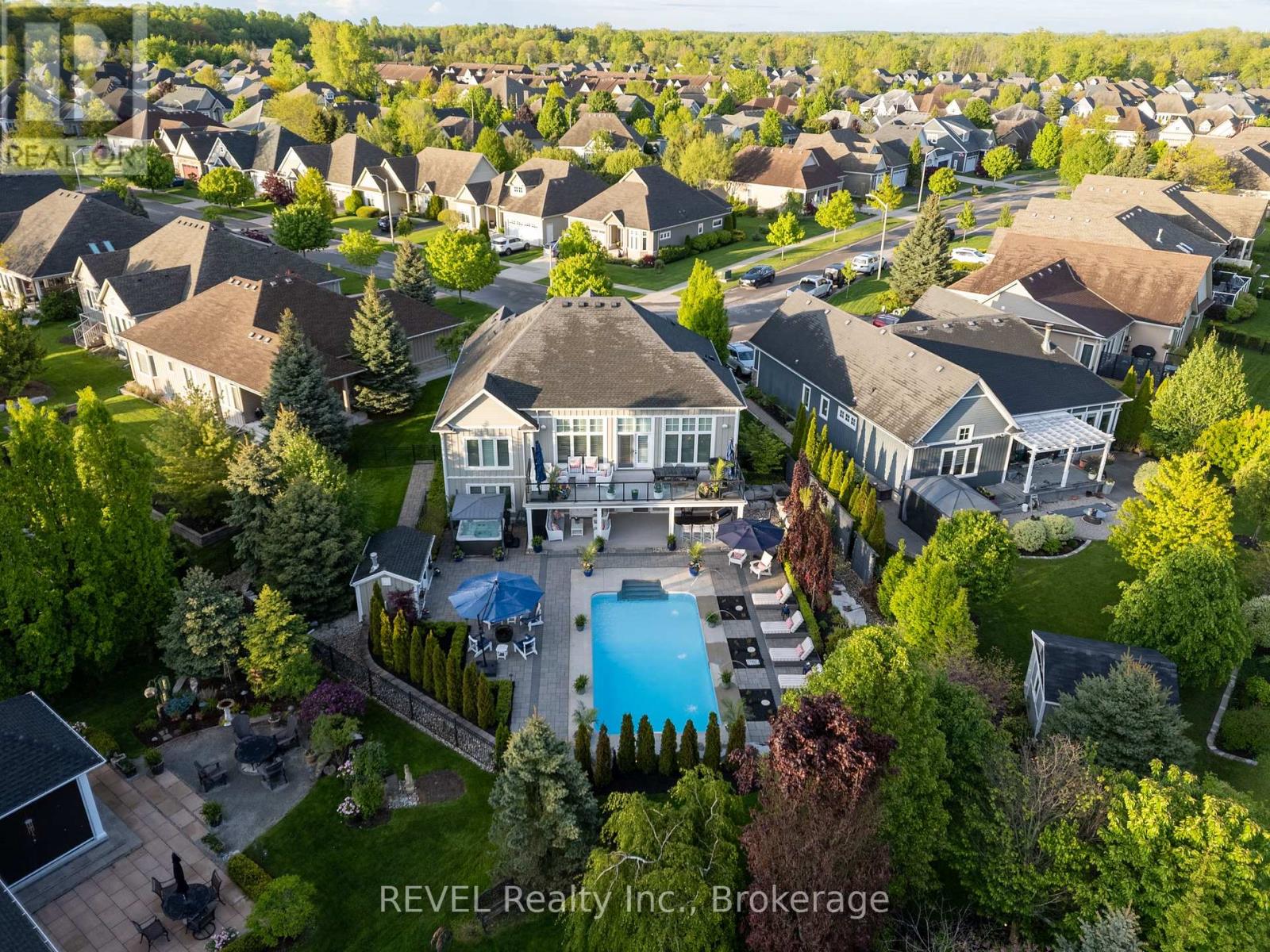 Photo 50 of 59 Spinnaker Drive, Fort Erie ON
