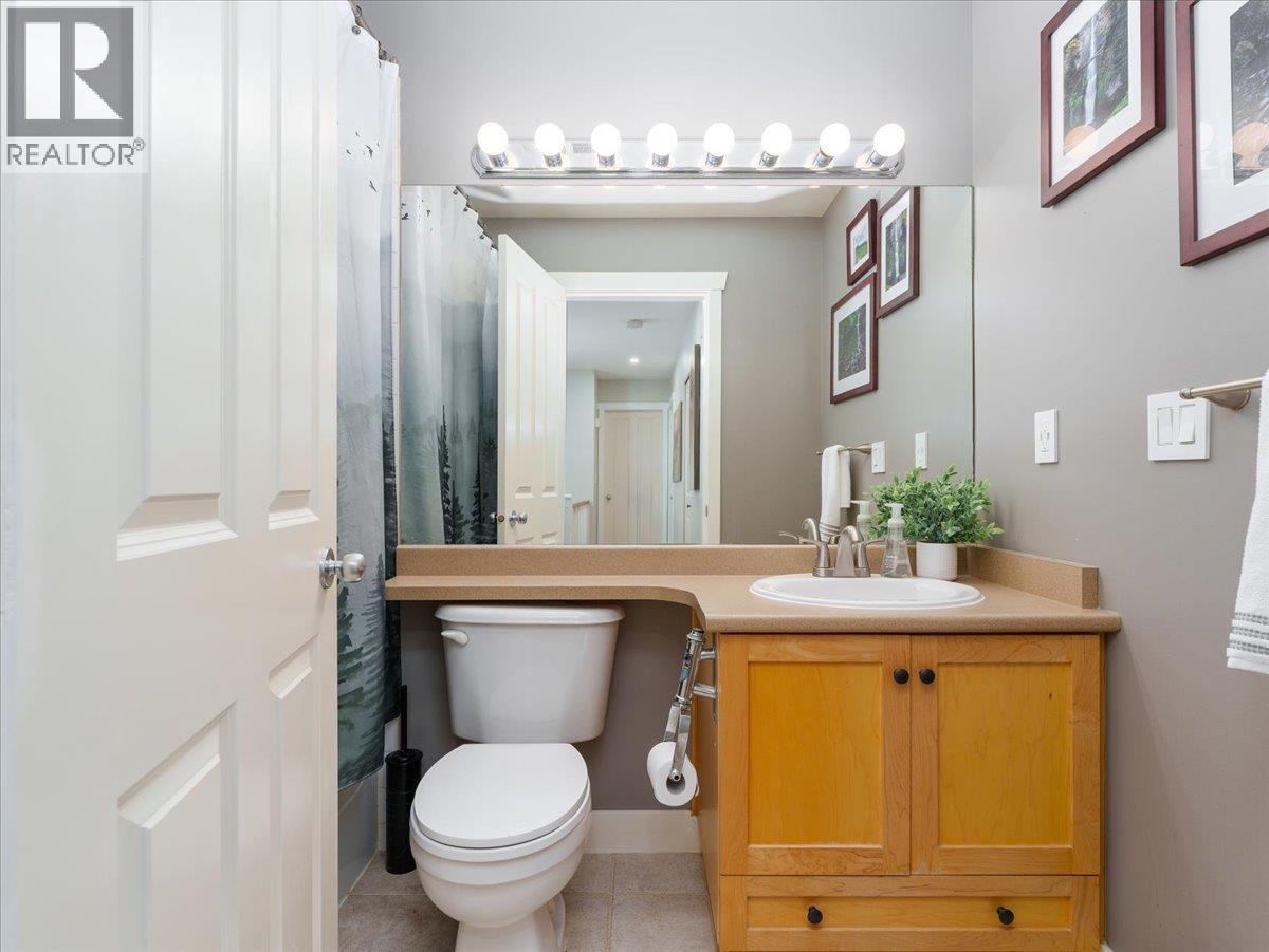 Photo 23 of 7 1203 Madison Avenue, Burnaby BC