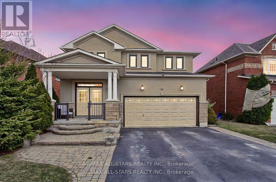 Photo 2 of 16 James Ratcliff Avenue, Whitchurchstouffville ON
