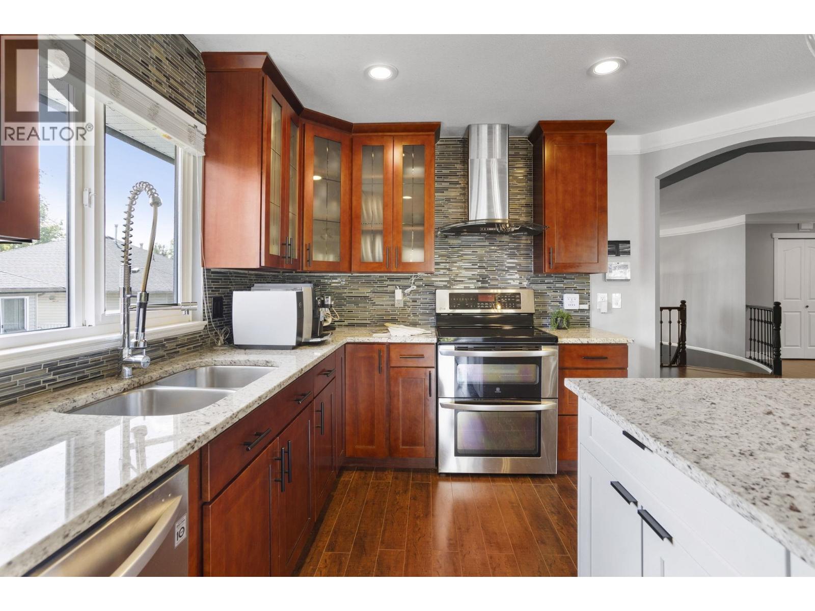 Photo 18 of 11330 238 Street, Maple Ridge BC