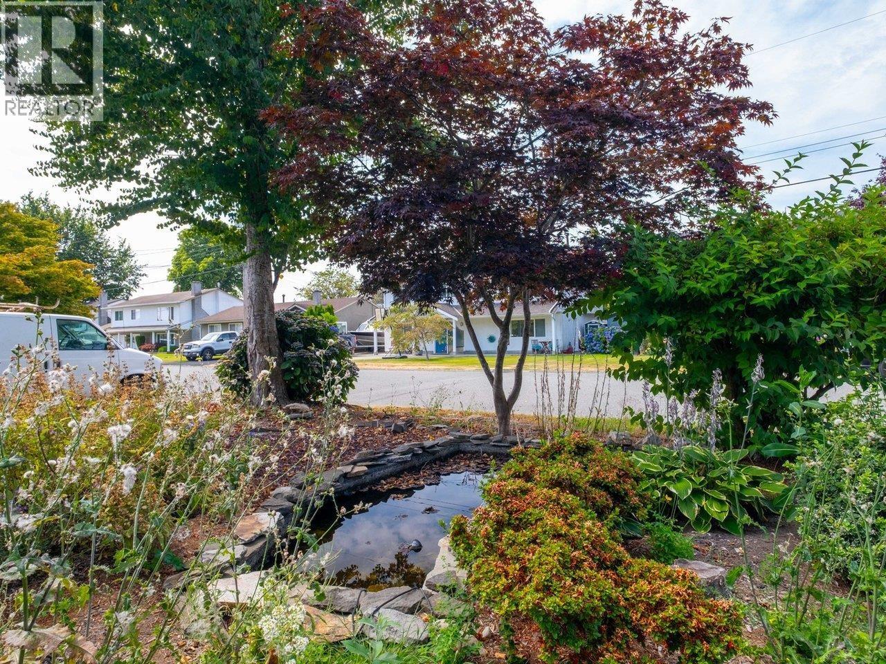 Photo 10 of 4498 46 B Street, Delta BC
