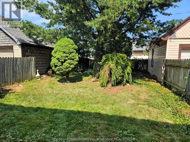 Photo 6 of 2282 Chilver, Windsor ON