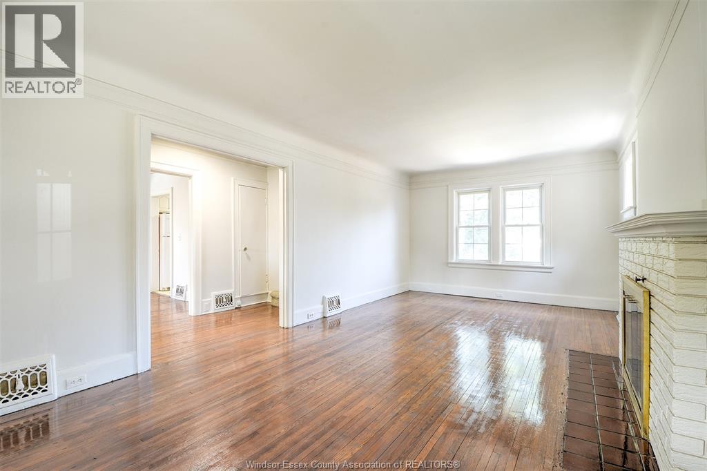 Photo 10 of 2282 Chilver, Windsor ON