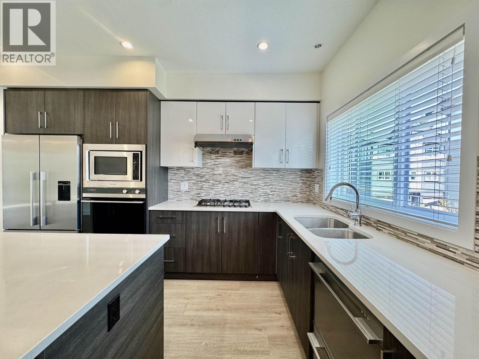 Photo 8 of 11 9680 Alexandra, Richmond BC