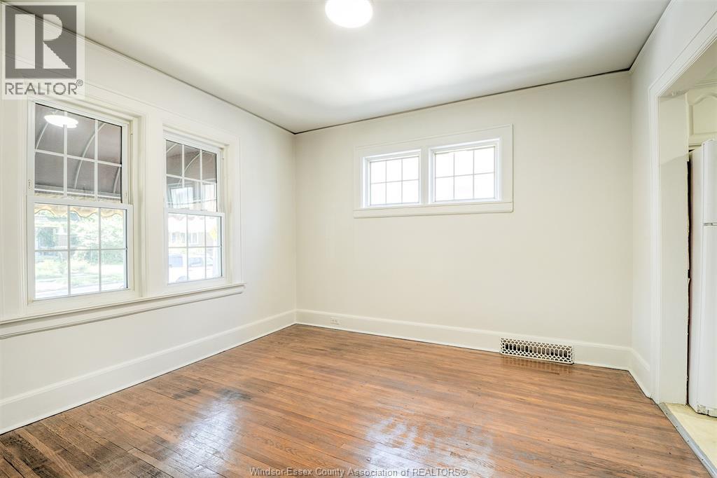 Photo 12 of 2282 Chilver, Windsor ON