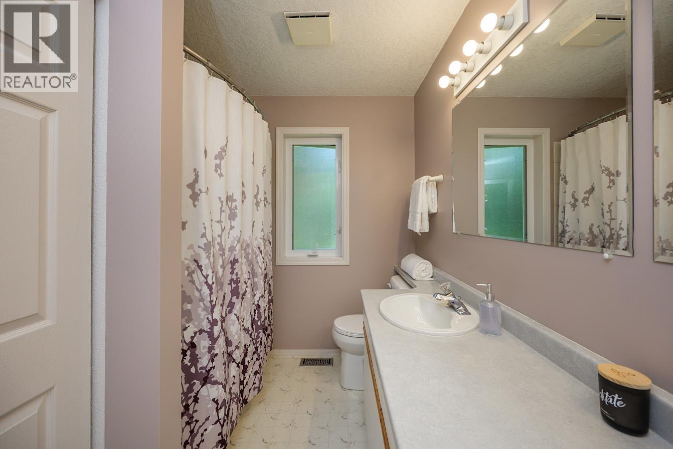 Photo 11 of 10207 Haldi Road, Prince George BC