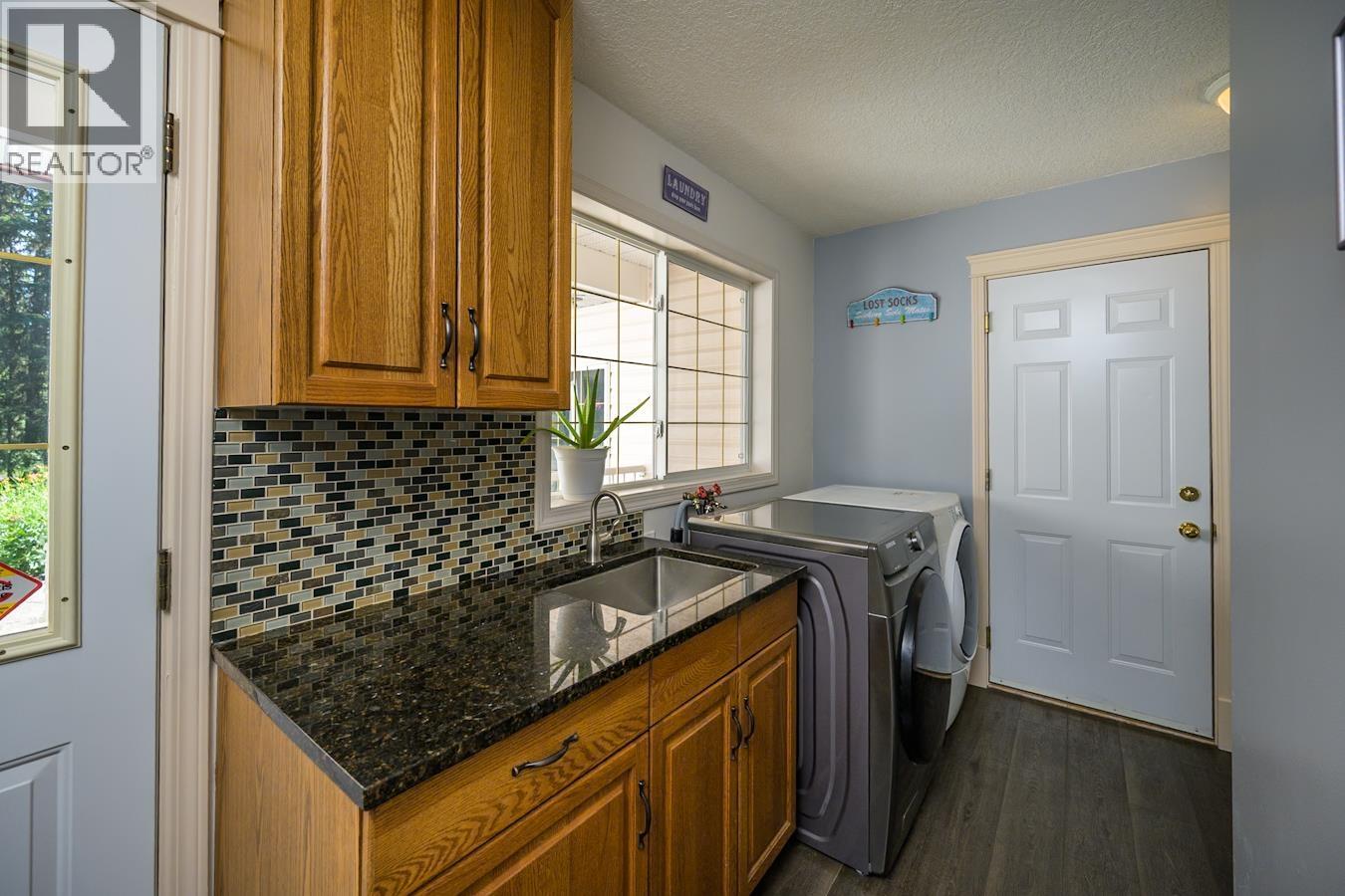 Photo 6 of 10207 Haldi Road, Prince George BC