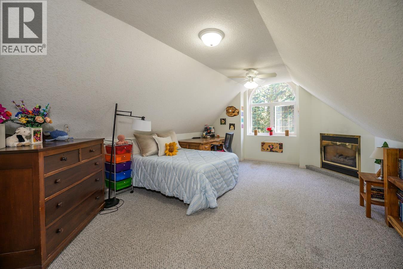 Photo 2 of 10207 Haldi Road, Prince George BC
