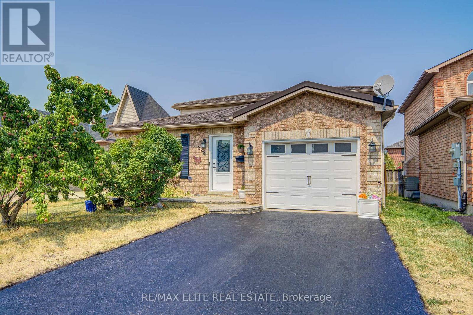 Photo 2 of 222 Country Lane, Barrie ON