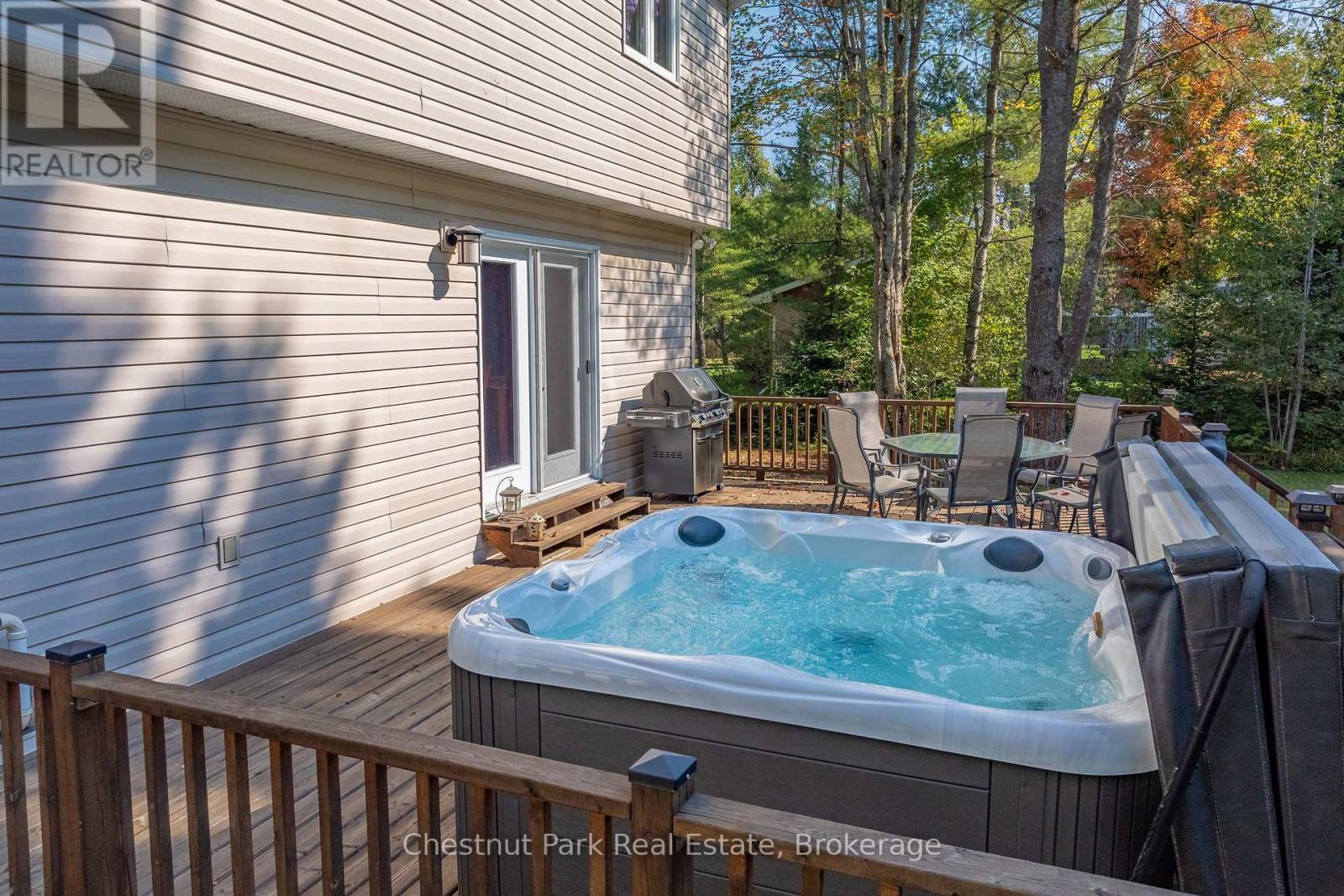 Photo 2 of 3 Cormack Crescent, Bracebridge ON