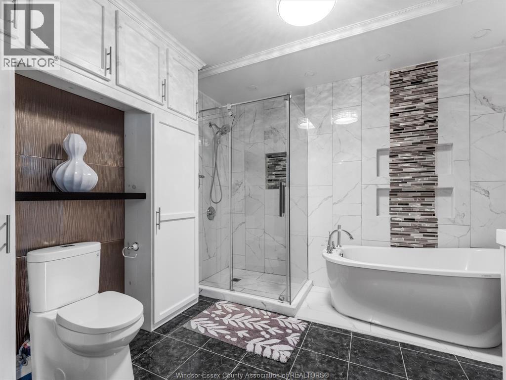 Photo 42 of 25 Ivy Lane, Kingsville ON