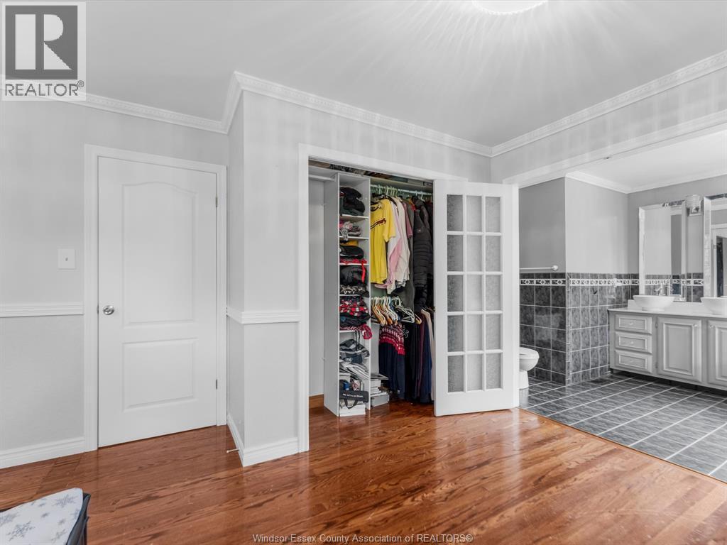 Photo 41 of 25 Ivy Lane, Kingsville ON