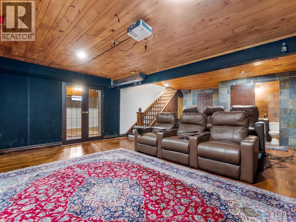 Photo 29 of 25 Ivy Lane, Kingsville ON