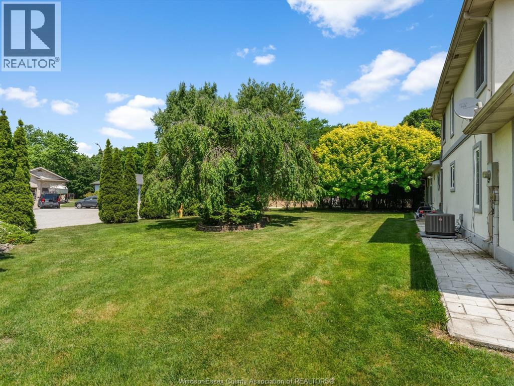 Photo 37 of 25 Ivy Lane, Kingsville ON