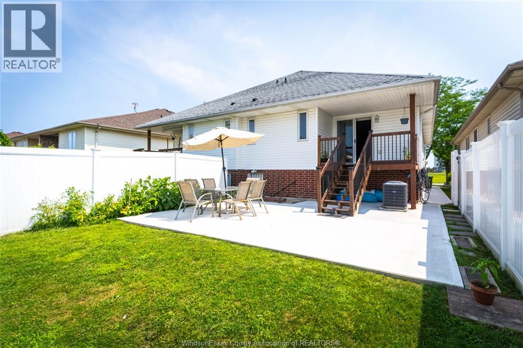 Photo 23 of 1435 Chateau, Windsor ON