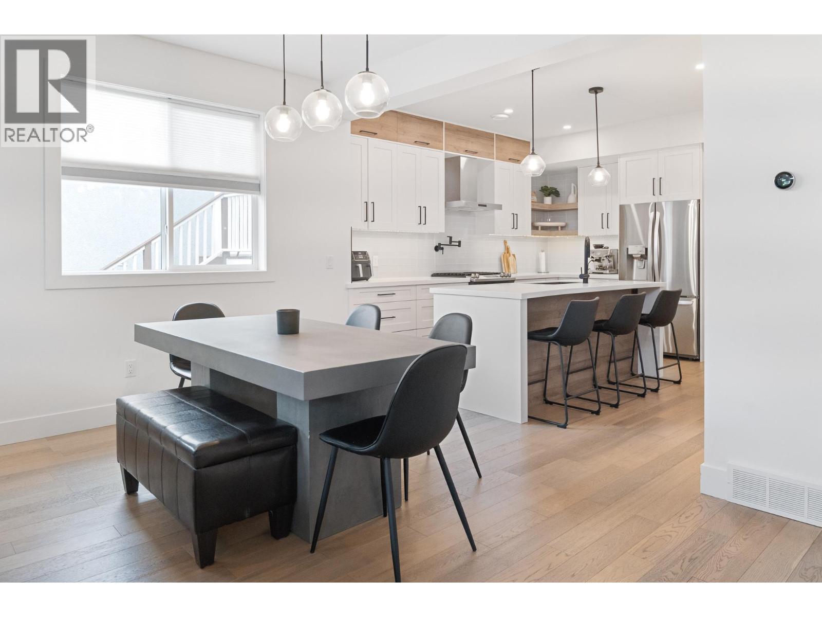 Photo 12 of 2481 Ethel Street, Kelowna BC
