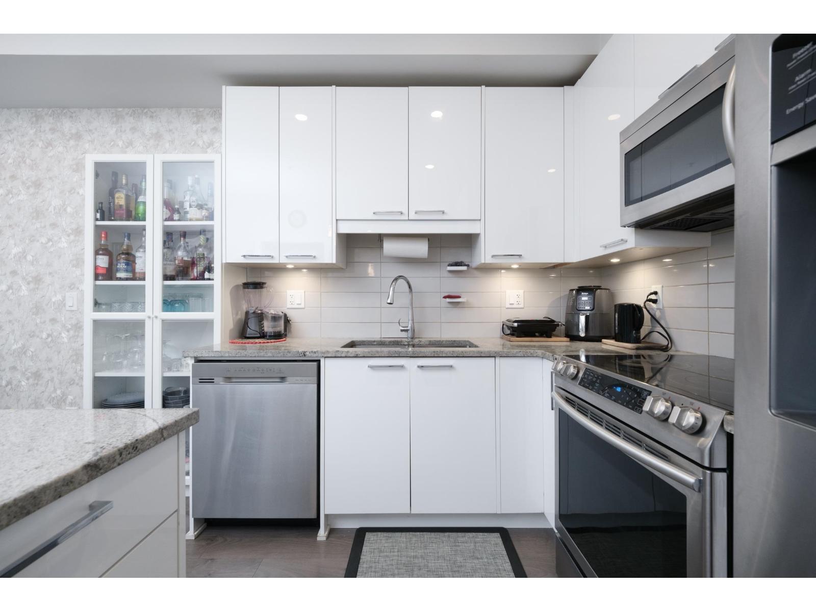 Photo 4 of 317 20696 Eastleigh Crescent, Langley BC