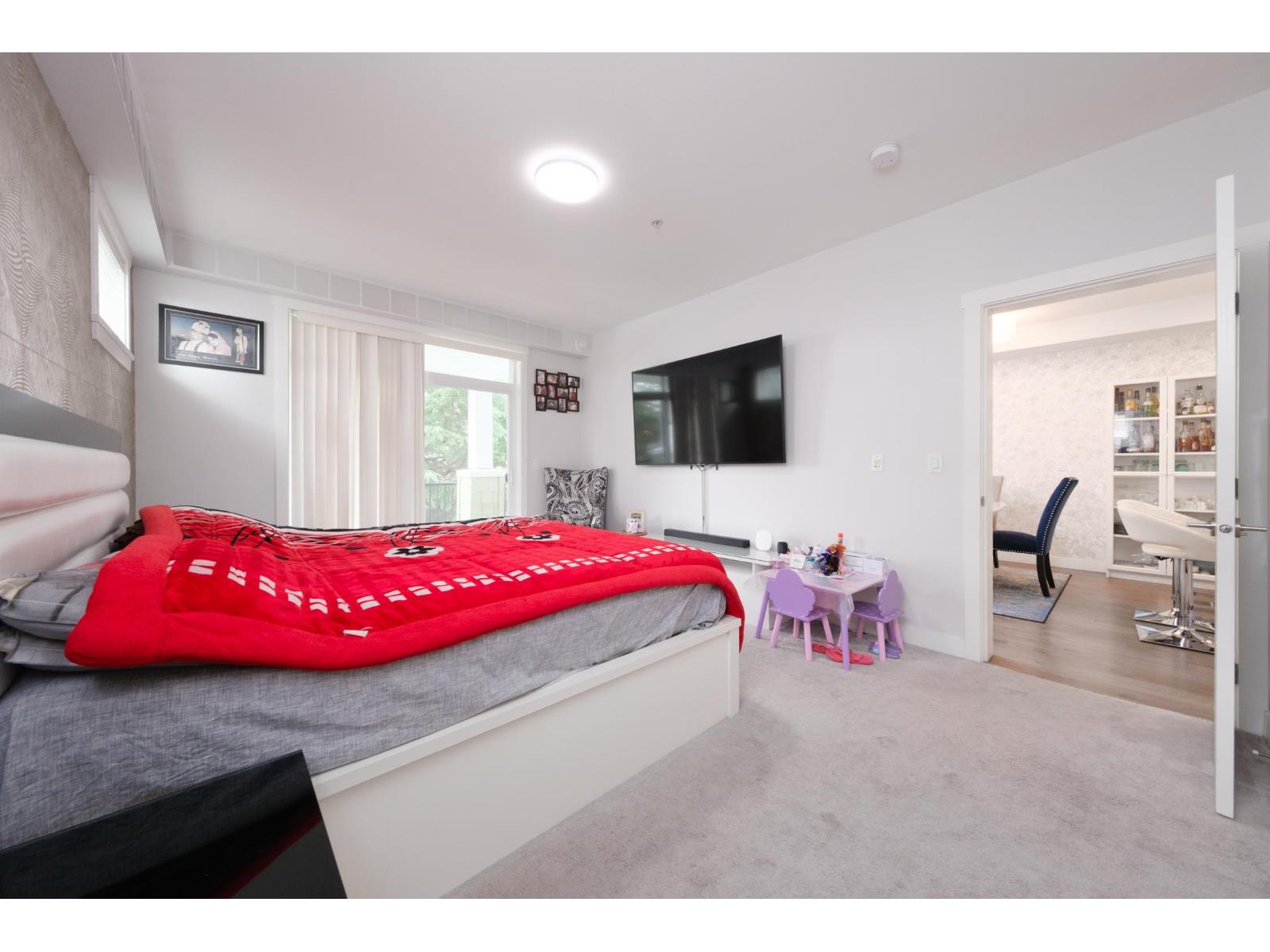 Photo 10 of 317 20696 Eastleigh Crescent, Langley BC