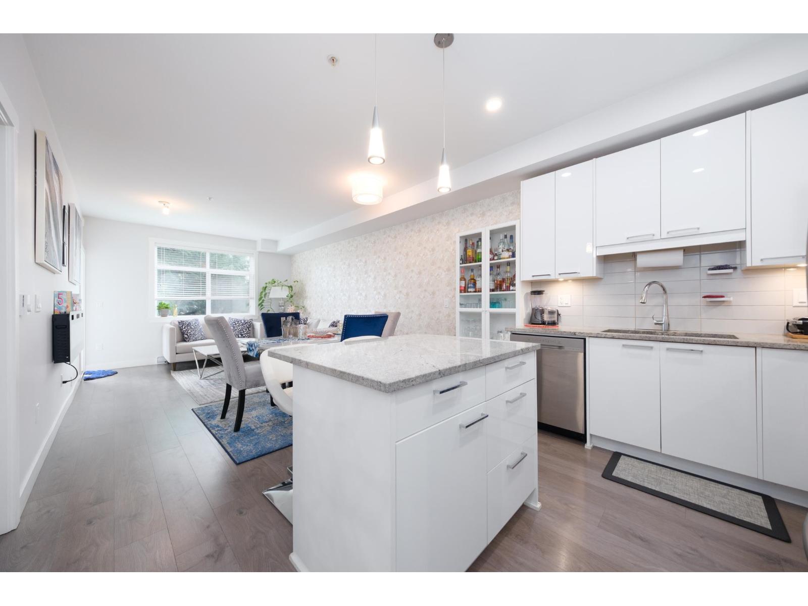Photo 1 of 317 20696 Eastleigh Crescent, Langley BC