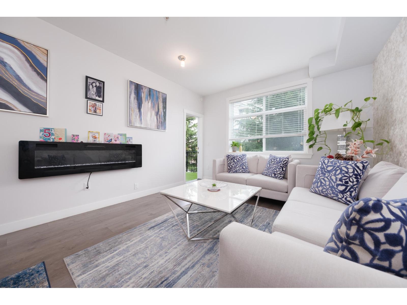 Photo 7 of 317 20696 Eastleigh Crescent, Langley BC