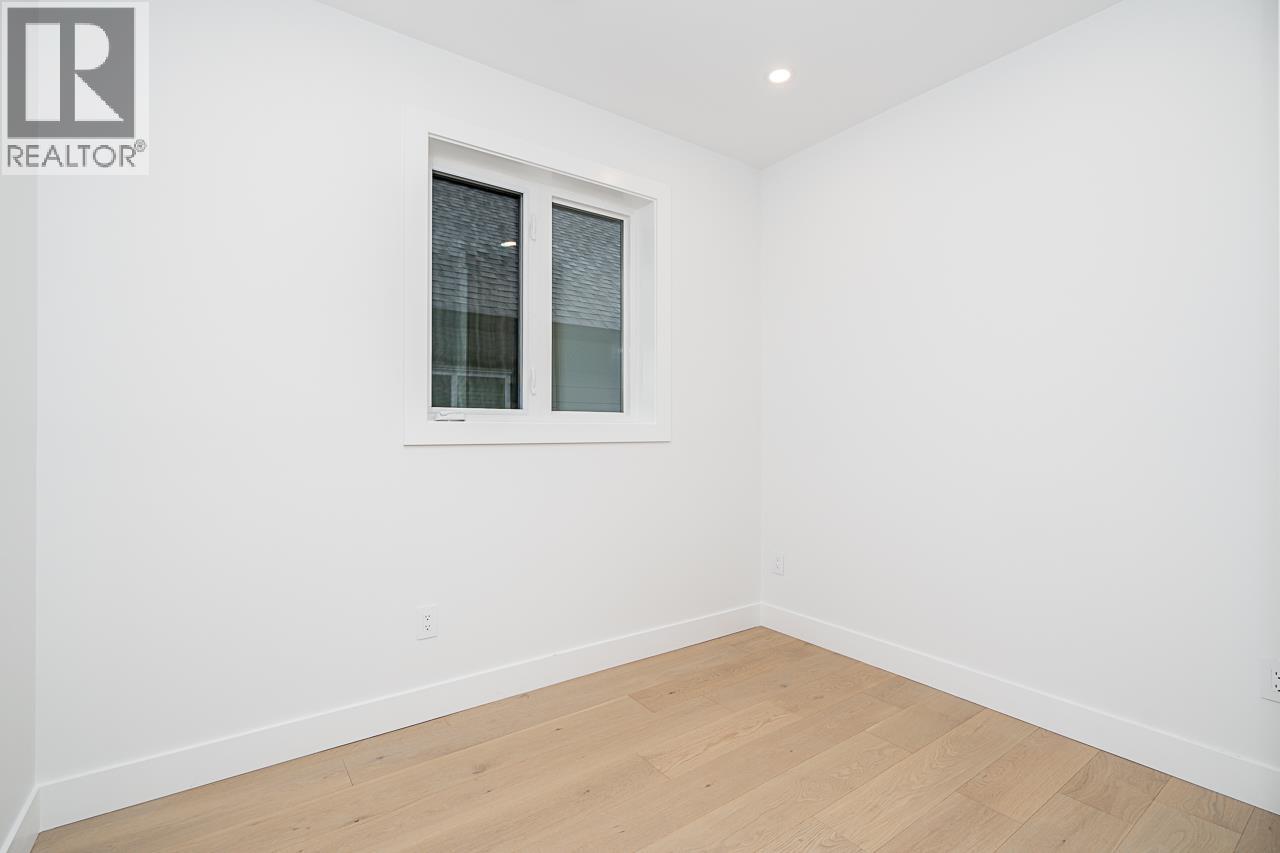 Photo 5 of 1 2753 Nanaimo Street, Vancouver BC