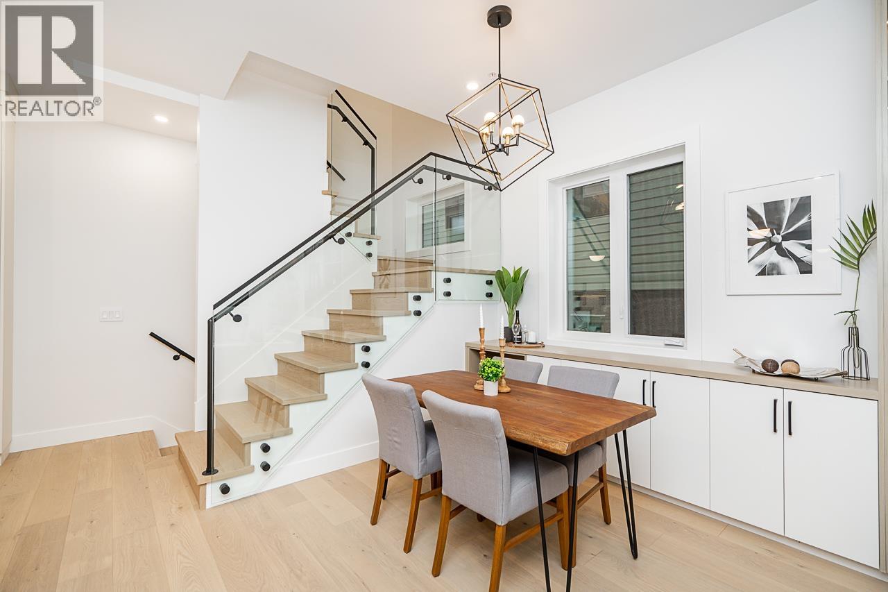 Photo 20 of 1 2753 Nanaimo Street, Vancouver BC