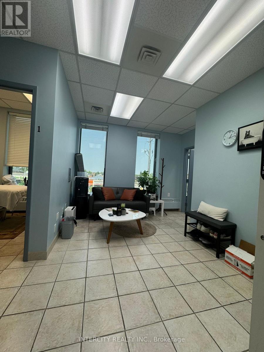 Photo 7 of 305 1017 Wilson Avenue, Toronto ON
