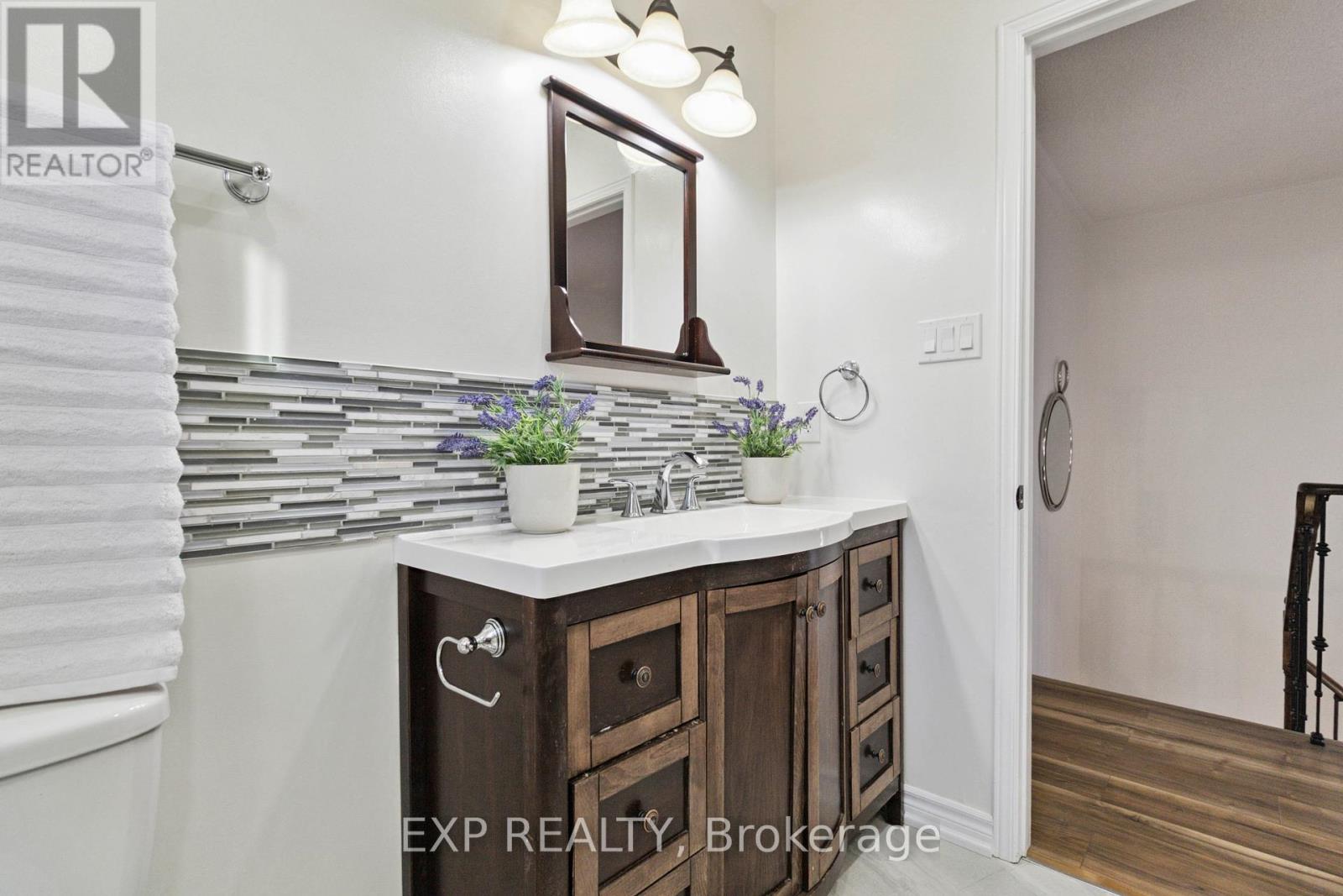 Photo 28 of 2239 Shipwright Road, Oakville ON